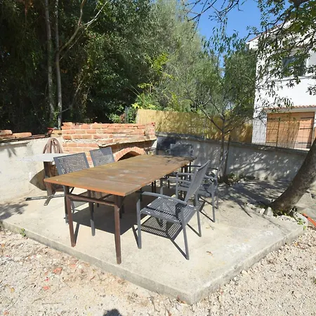 Daire Julia1 Mit Eigenem Balkon By Interhome Čižići