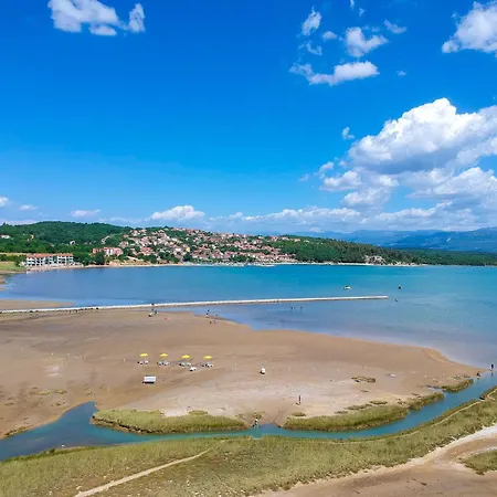 Julia1 Mit Eigenem Balkon By Interhome